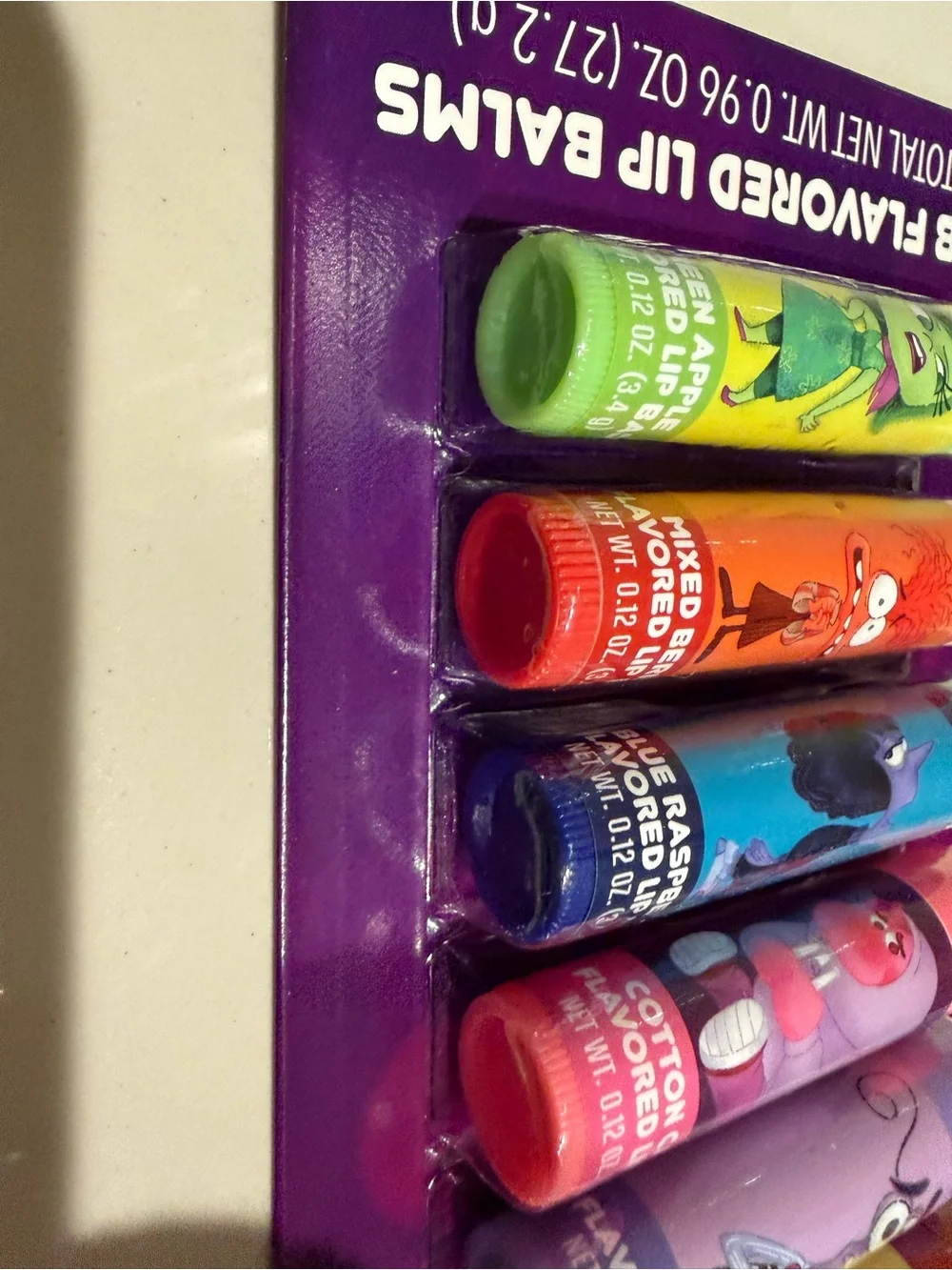 Disney pixar inside out 2 - 8 flavored lip balms apple berry cotton candy grape